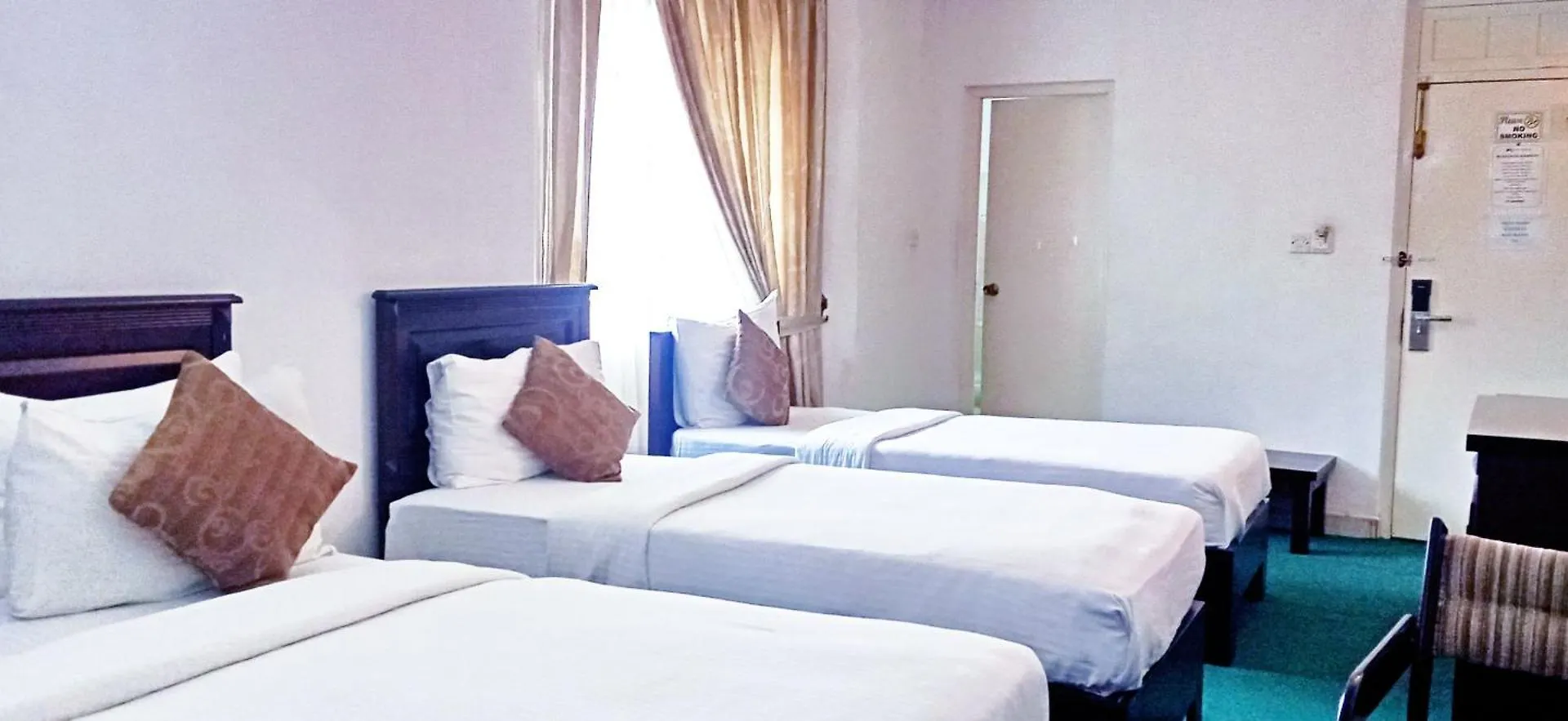 The Rock Hotel Nuwara Eliya