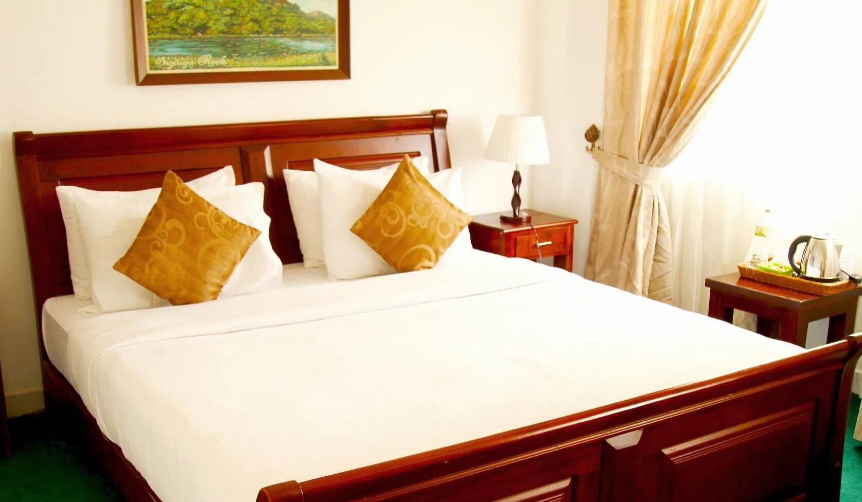 The Rock Hotel Νουβάρα Ελίγια